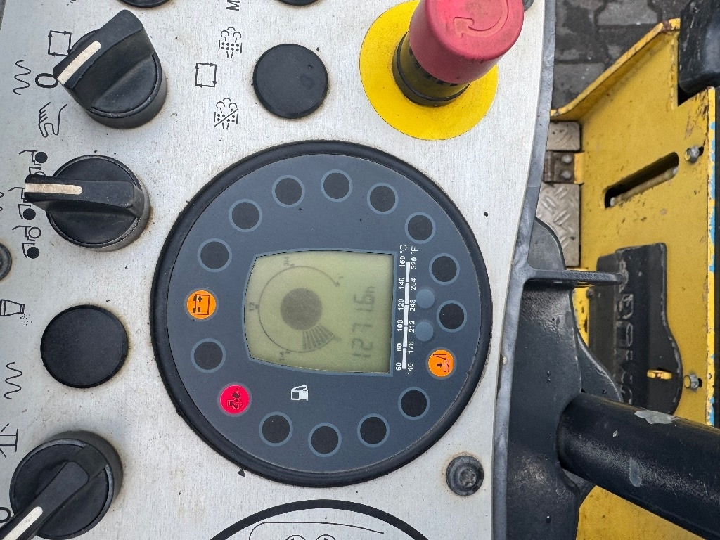 Bomag BW 80 AD-5 - Roller jalan: gambar 4 Bomag BW 80 AD-5 - Roller jalan: gambar 4