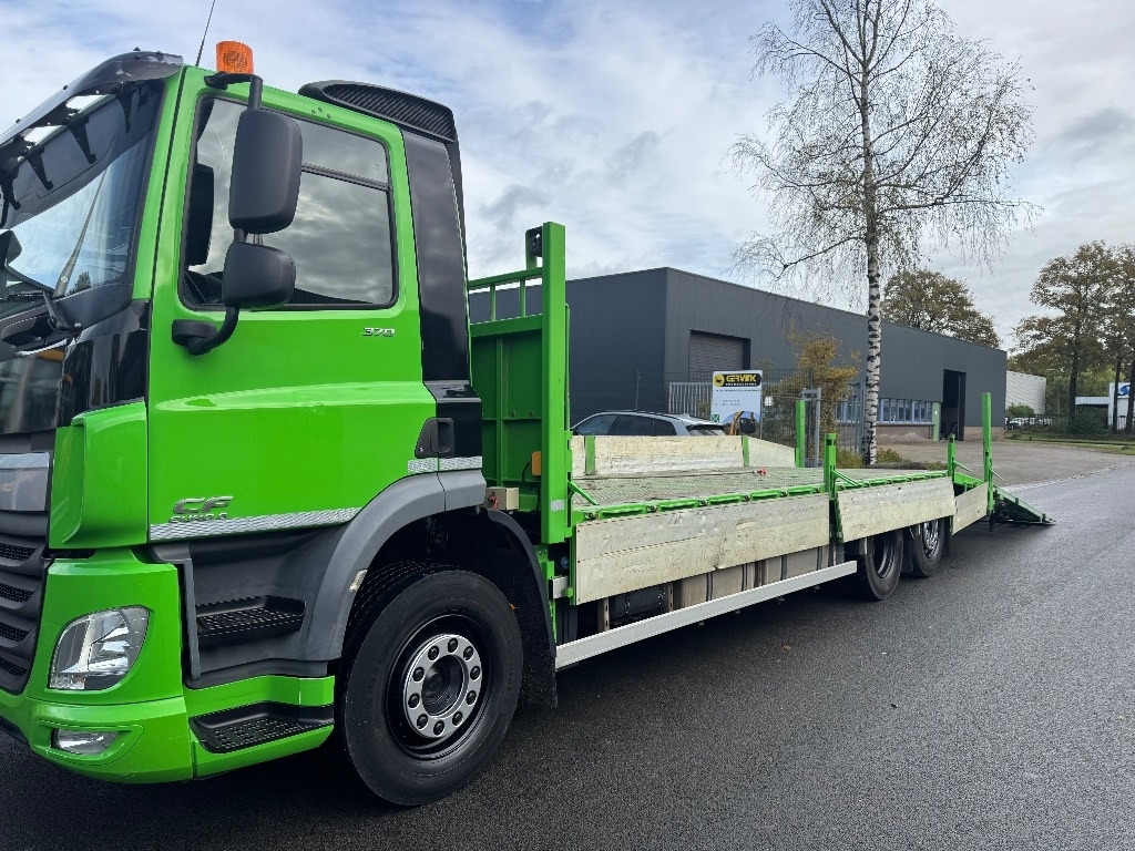 DAF CF 370 - Truk pengangkut mobil: gambar 3 DAF CF 370 - Truk pengangkut mobil: gambar 3