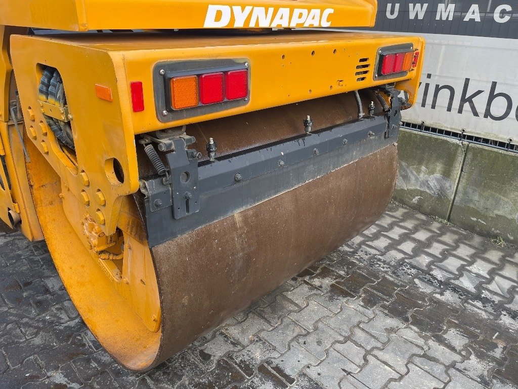 Dynapac CC 224 HF - Roller jalan: gambar 4 Dynapac CC 224 HF - Roller jalan: gambar 4