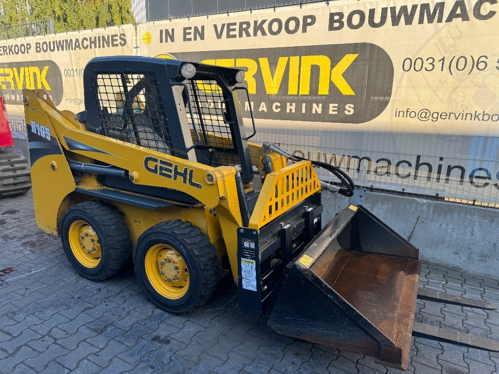 Gehl R105 - Skid steer: gambar 1 Gehl R105 - Skid steer: gambar 1