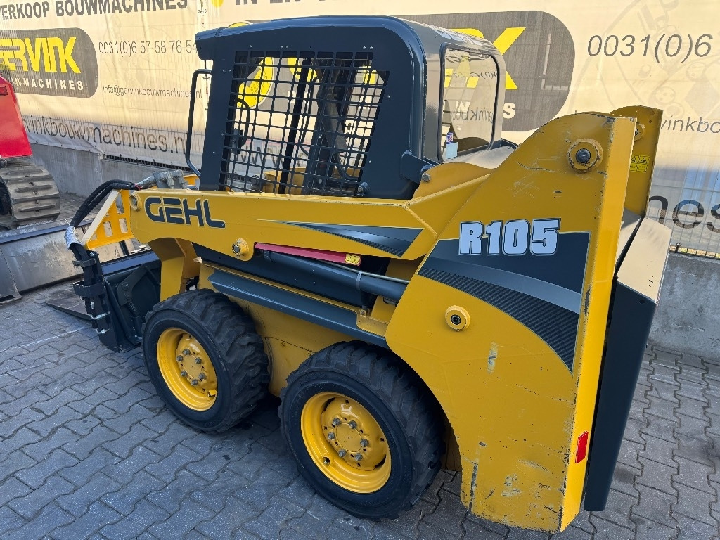 Skid steer Gehl R105: gambar 9