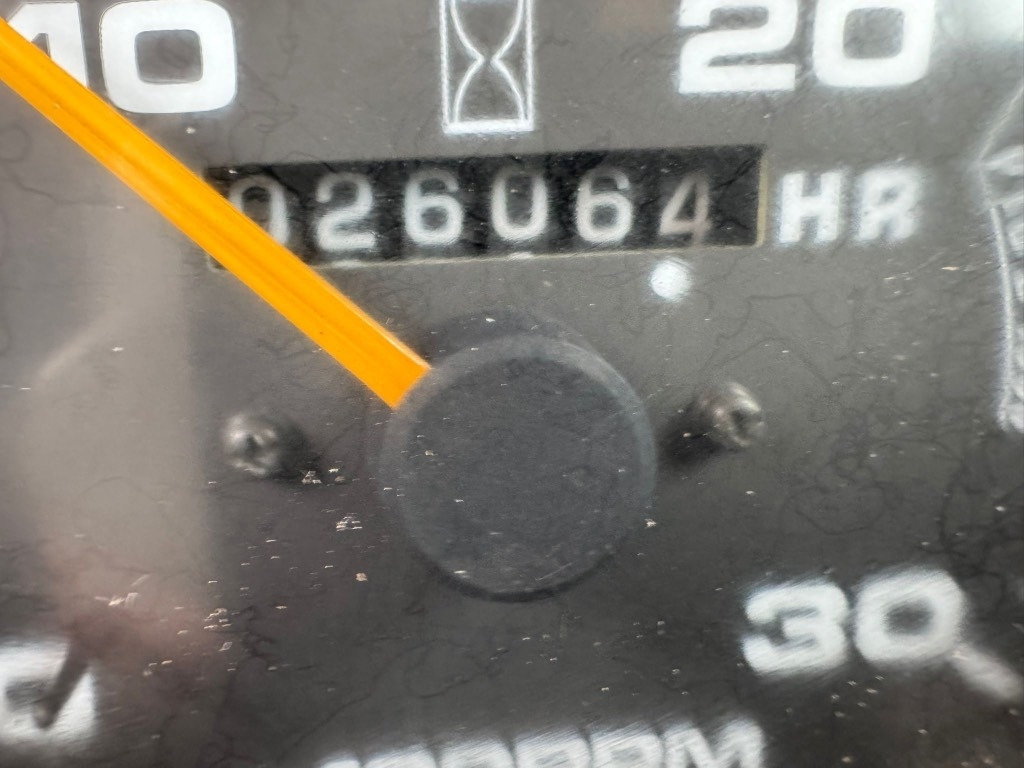 Traktor Kubota KM 90 D: gambar 13 Traktor Kubota KM 90 D: gambar 13