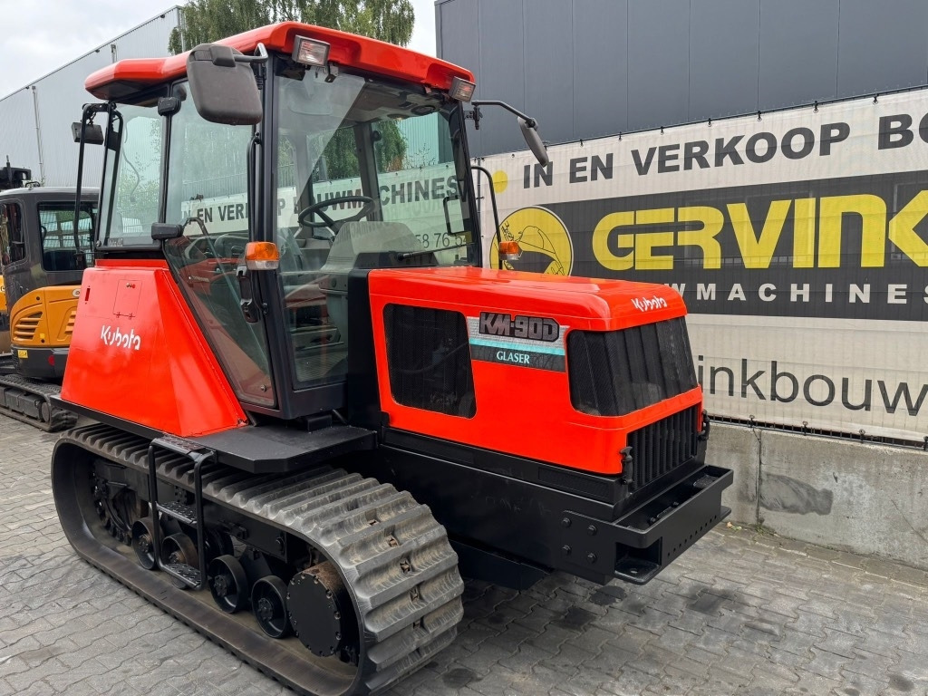 Traktor Kubota KM 90 D: gambar 6 Traktor Kubota KM 90 D: gambar 6