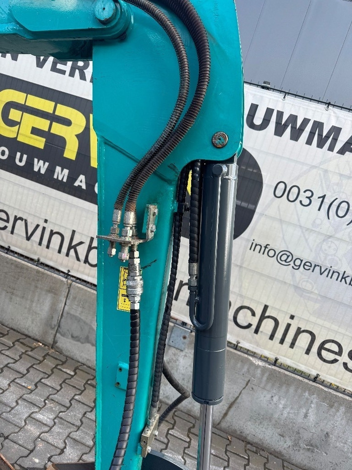 Sunward SWE 25 UF - Ekskavator mini: gambar 4 Sunward SWE 25 UF - Ekskavator mini: gambar 4