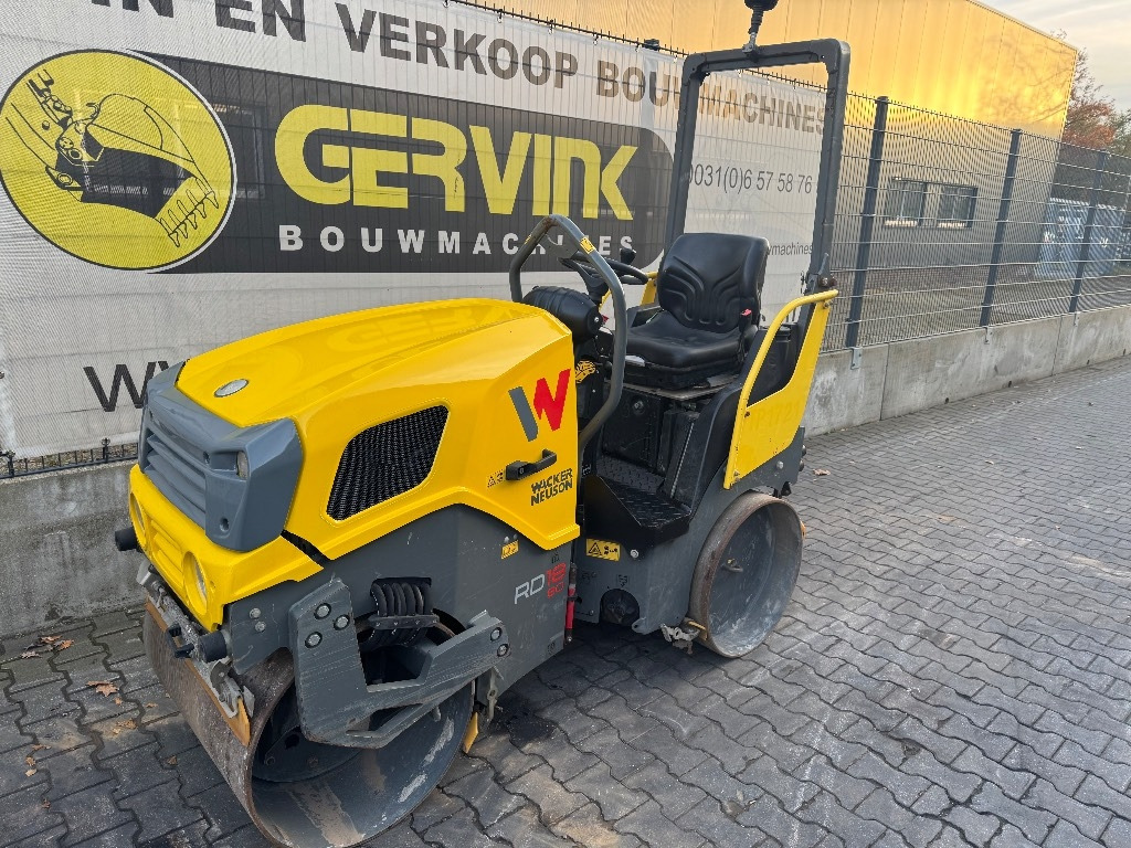 Wacker Neuson RD 18-80 - Roller jalan: gambar 1 Wacker Neuson RD 18-80 - Roller jalan: gambar 1