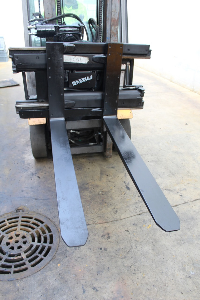 Bolzoni Auramo KG18H6A - Garpu rumput: gambar 1 Bolzoni Auramo KG18H6A - Garpu rumput: gambar 1