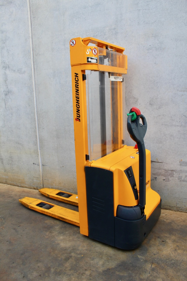 Jungheinrich EJC 110 290 ZT - Penumpuk: gambar 1 Jungheinrich EJC 110 290 ZT - Penumpuk: gambar 1