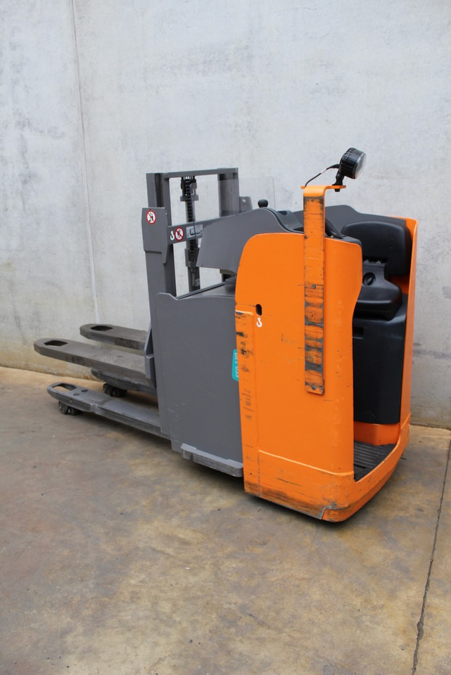 Jungheinrich ESD 120 166 ZT - Penumpuk: gambar 1 Jungheinrich ESD 120 166 ZT - Penumpuk: gambar 1