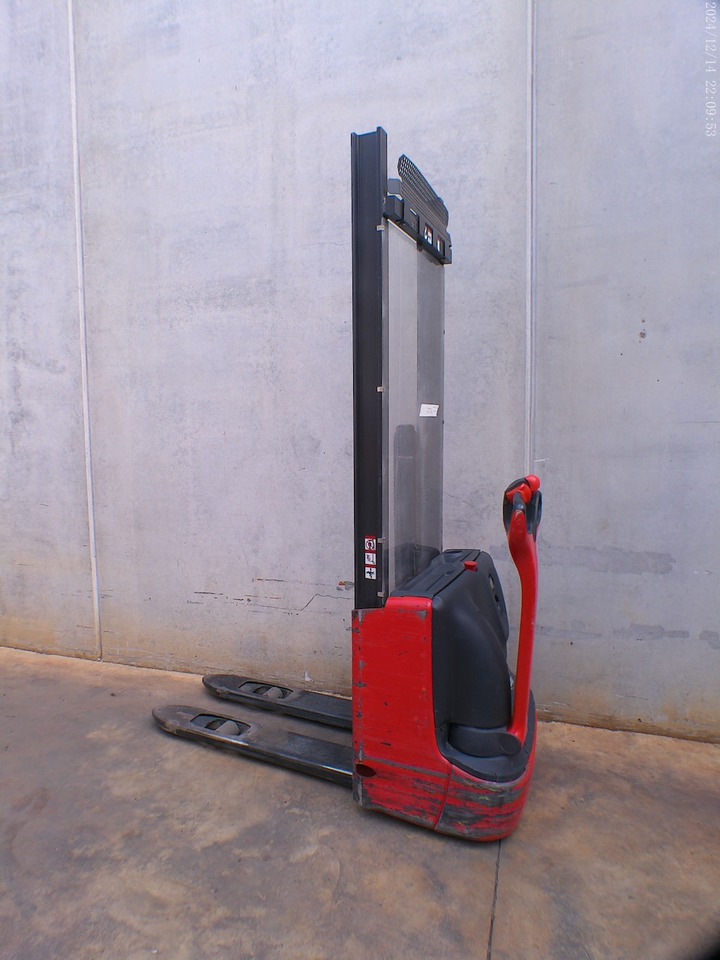 Linde L 10 - Penumpuk: gambar 1 Linde L 10 - Penumpuk: gambar 1