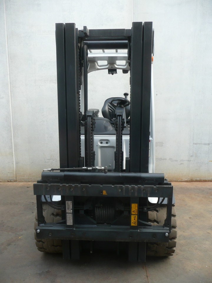 Still RX60-40 - Forklift listrik: gambar 5 Still RX60-40 - Forklift listrik: gambar 5