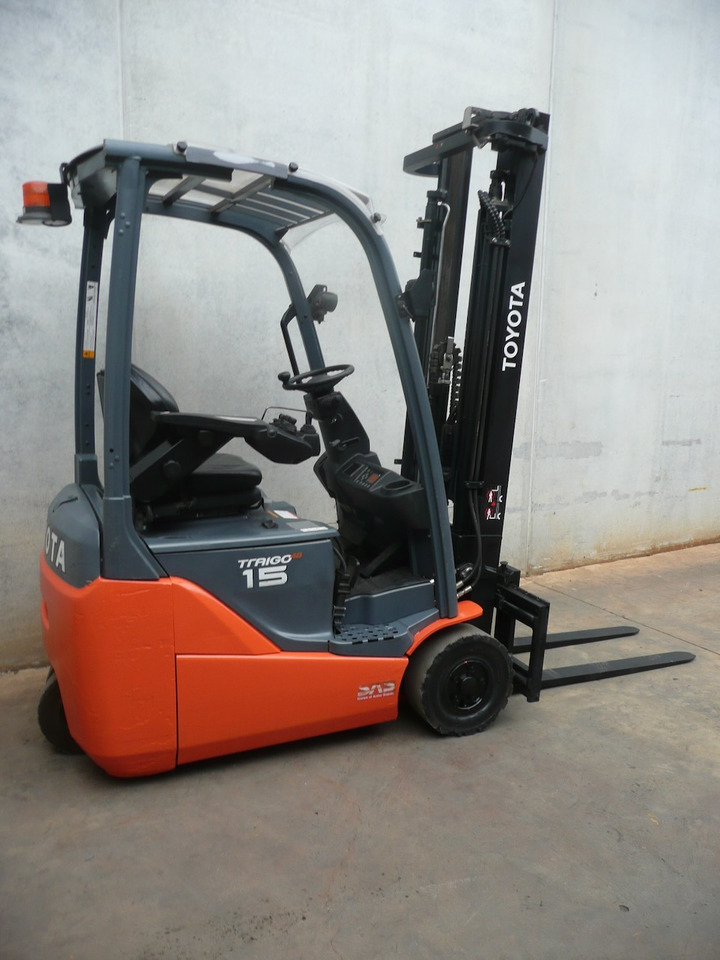 Toyota 8FBE15T - Forklift listrik: gambar 2 Toyota 8FBE15T - Forklift listrik: gambar 2