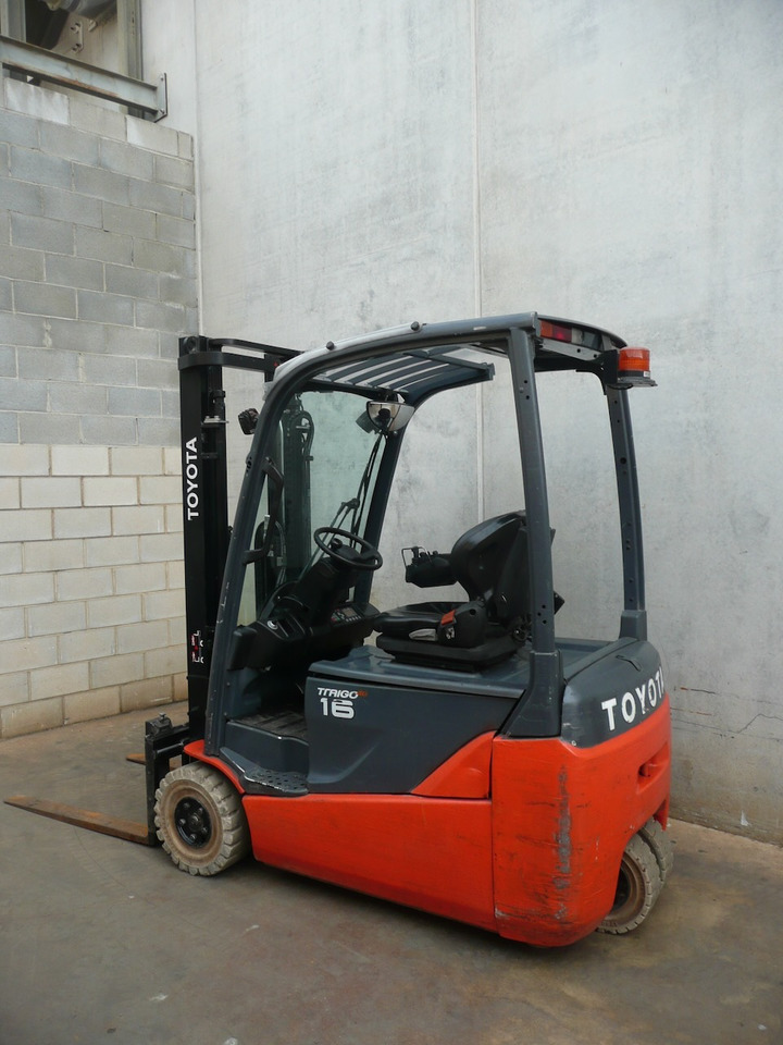 Toyota 8FBE16T - Forklift listrik: gambar 4 Toyota 8FBE16T - Forklift listrik: gambar 4