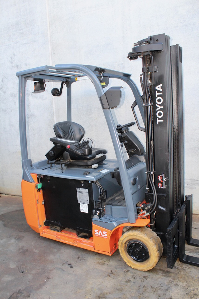 Toyota 8FBE16T - Forklift listrik: gambar 1 Toyota 8FBE16T - Forklift listrik: gambar 1