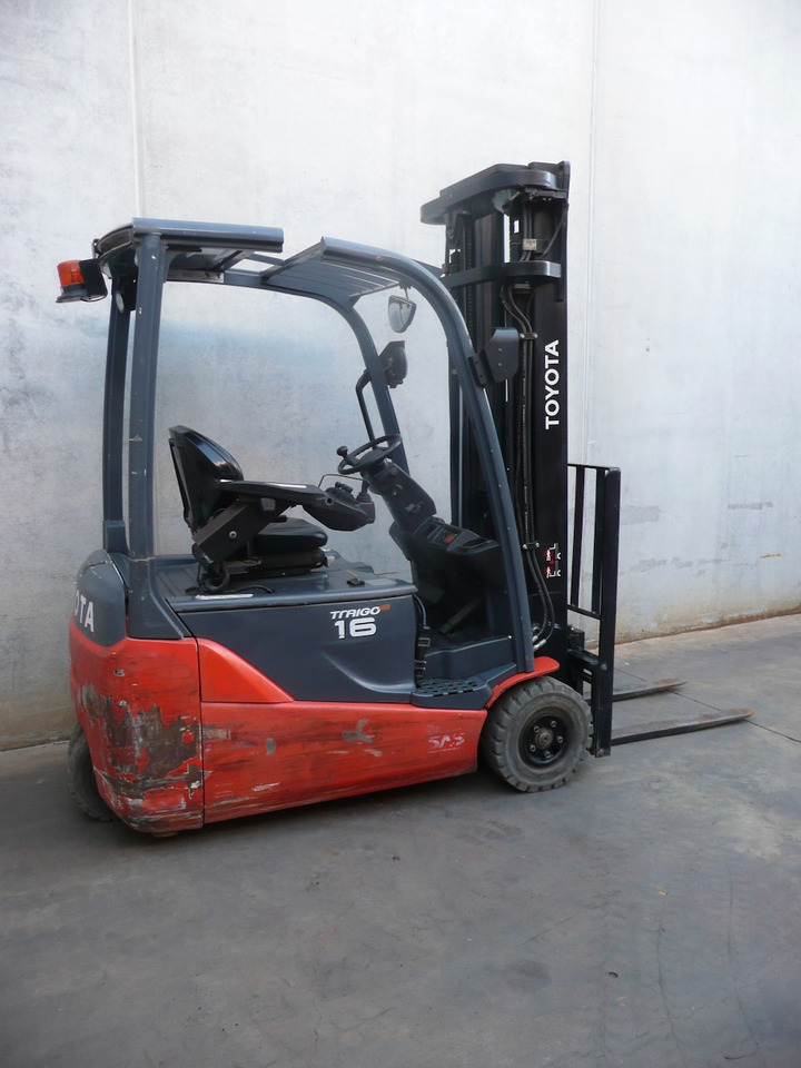 Toyota 8FBE16T - Forklift listrik: gambar 2 Toyota 8FBE16T - Forklift listrik: gambar 2