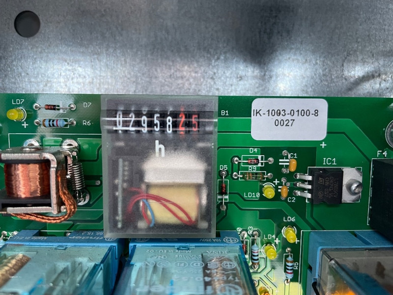 Böcker AHK 30/1400 - Derek semua medan: gambar 4 Böcker AHK 30/1400 - Derek semua medan: gambar 4