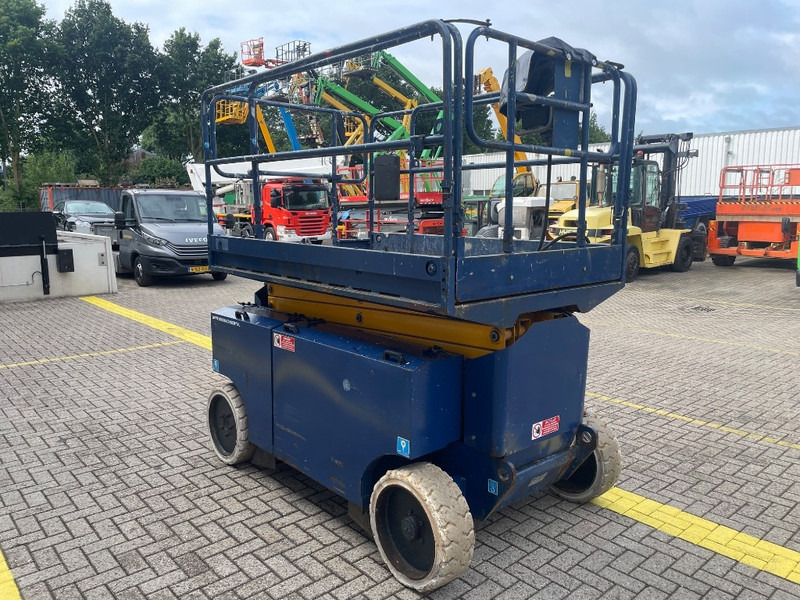Iteco IT 12151 - Scissor lifts: gambar 5 Iteco IT 12151 - Scissor lifts: gambar 5
