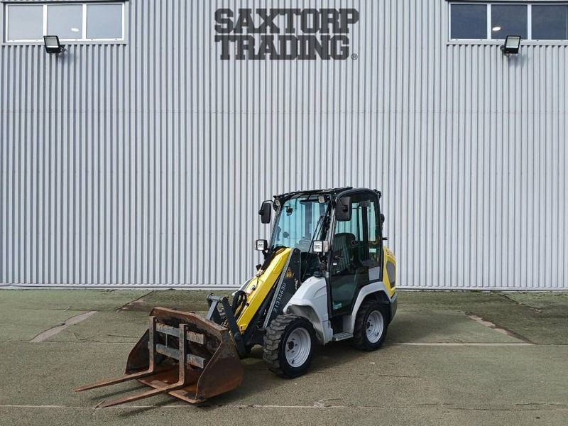 Kramer 5035, Minilastare - Track loader yang ringkas: gambar 1 Kramer 5035, Minilastare - Track loader yang ringkas: gambar 1