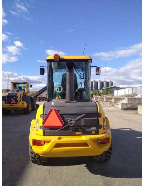 Volvo L 35 G - Wheel loader: gambar 3 Volvo L 35 G - Wheel loader: gambar 3