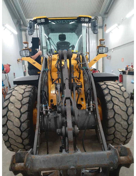 Volvo L 60 H - Wheel loader: gambar 4 Volvo L 60 H - Wheel loader: gambar 4