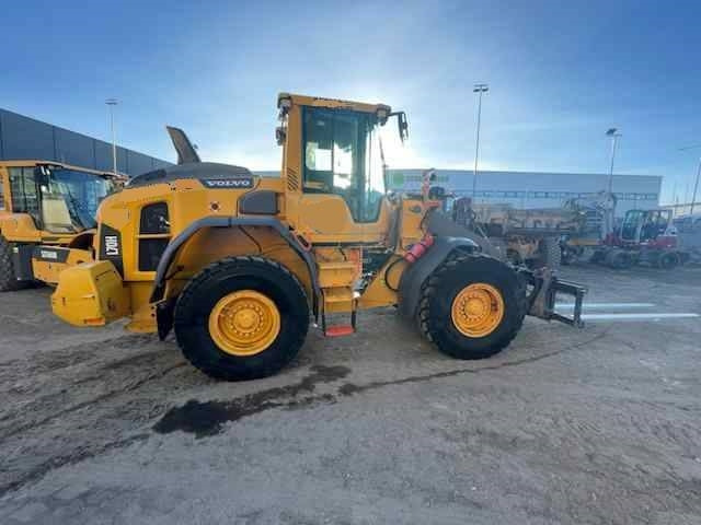 Volvo L 70 H - Wheel loader: gambar 2 Volvo L 70 H - Wheel loader: gambar 2