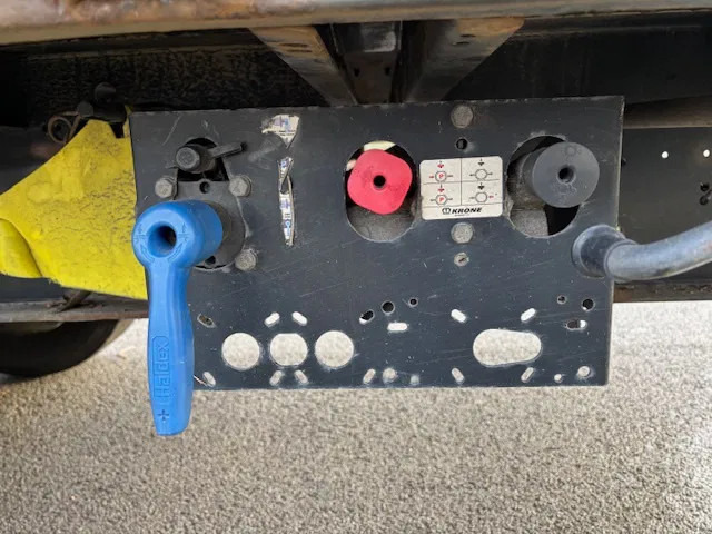 Semi-trailer dengan terpal samping Krone SD 3 axle drum brake schuifzeil schuifdak: gambar 8