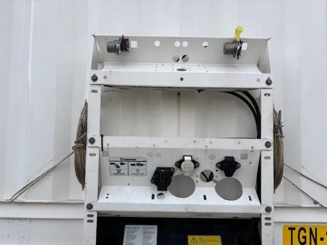 Semi-trailer dengan terpal samping Krone SD 3 axle drum brake schuifzeil schuifdak: gambar 17