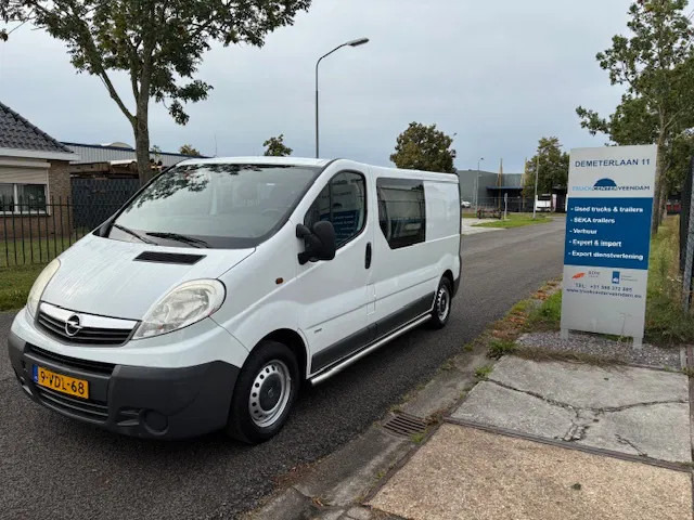Opel Vivaro 2 2.0Cdti /84kW-E4 crew cab L2H1 - Van kecil, Van kombi: gambar 1 Opel Vivaro 2 2.0Cdti /84kW-E4 crew cab L2H1 - Van kecil, Van kombi: gambar 1