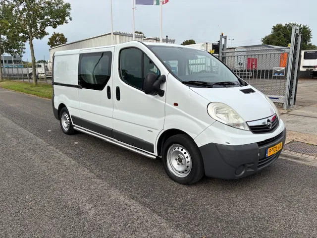Opel Vivaro 2 2.0Cdti /84kW-E4 crew cab L2H1 - Van kecil, Van kombi: gambar 3 Opel Vivaro 2 2.0Cdti /84kW-E4 crew cab L2H1 - Van kecil, Van kombi: gambar 3