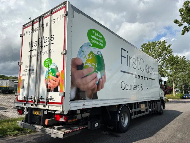 Scania P280 Closed box taillift 2000 kg Fuel CNG - Truk box: gambar 4 Scania P280 Closed box taillift 2000 kg Fuel CNG - Truk box: gambar 4