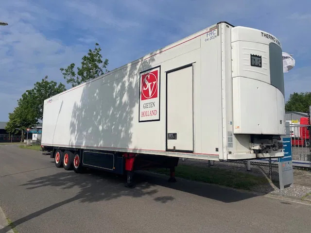Schmitz Cargobull Frigo Thermoking SLX 2x lift axle MOT 02-2026 - Semi-trailer isotermal: gambar 3 Schmitz Cargobull Frigo Thermoking SLX 2x lift axle MOT 02-2026 - Semi-trailer isotermal: gambar 3