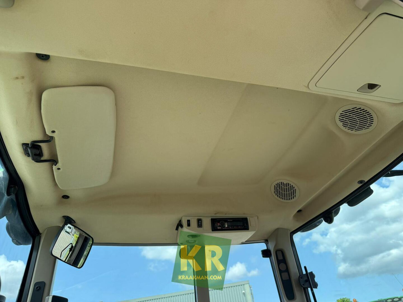 6100M John Deere - Traktor: gambar 1 6100M John Deere - Traktor: gambar 1