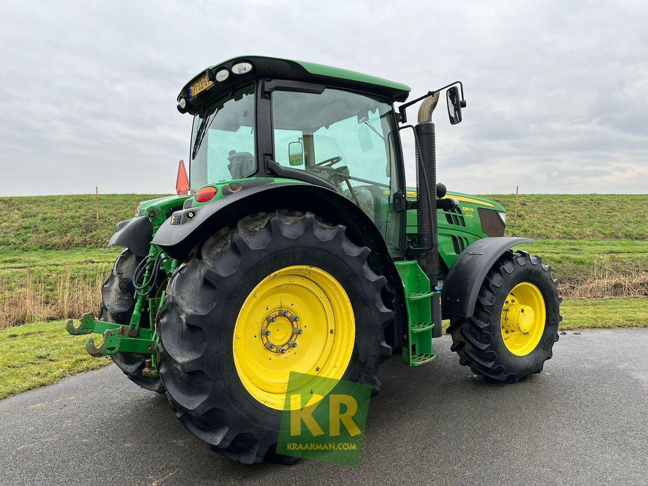 6140R John Deere - Traktor: gambar 5 6140R John Deere - Traktor: gambar 5