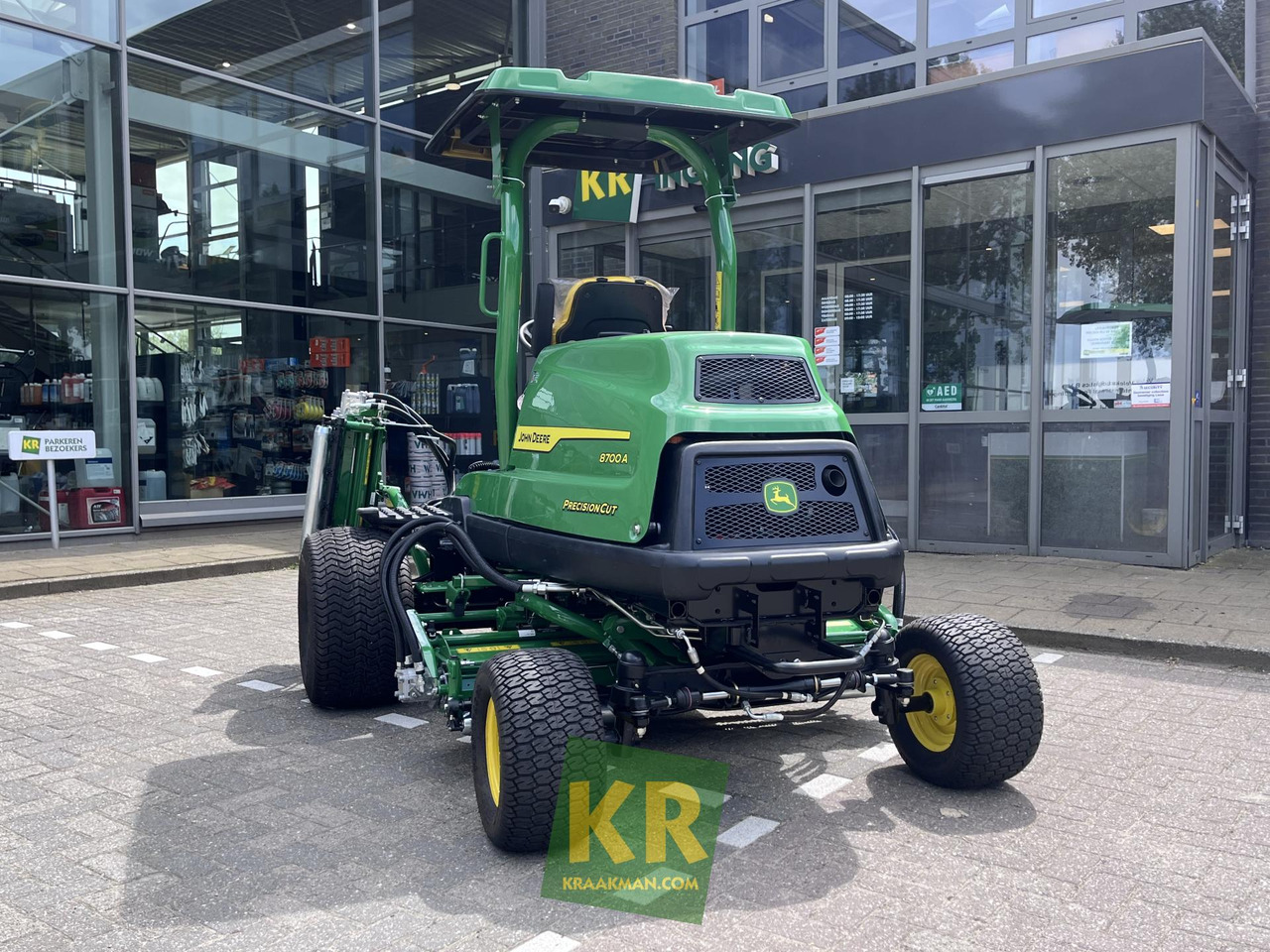 8700A John Deere - Mesin pemotong rumput: gambar 4 8700A John Deere - Mesin pemotong rumput: gambar 4