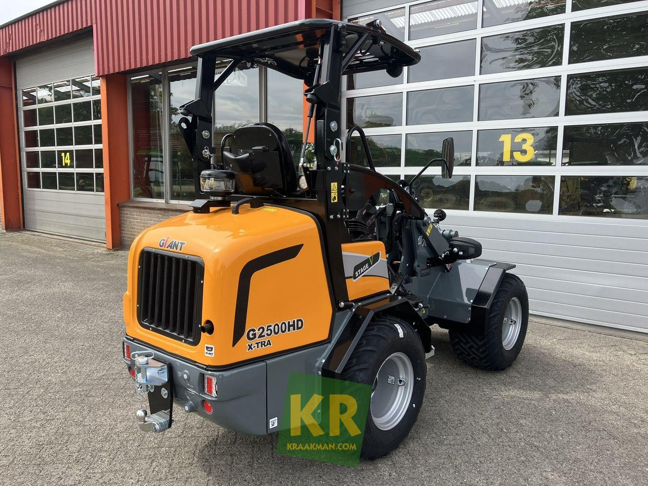 Giant G2500 X-tra HD - Pemuat ringkas: gambar 4 Giant G2500 X-tra HD - Pemuat ringkas: gambar 4