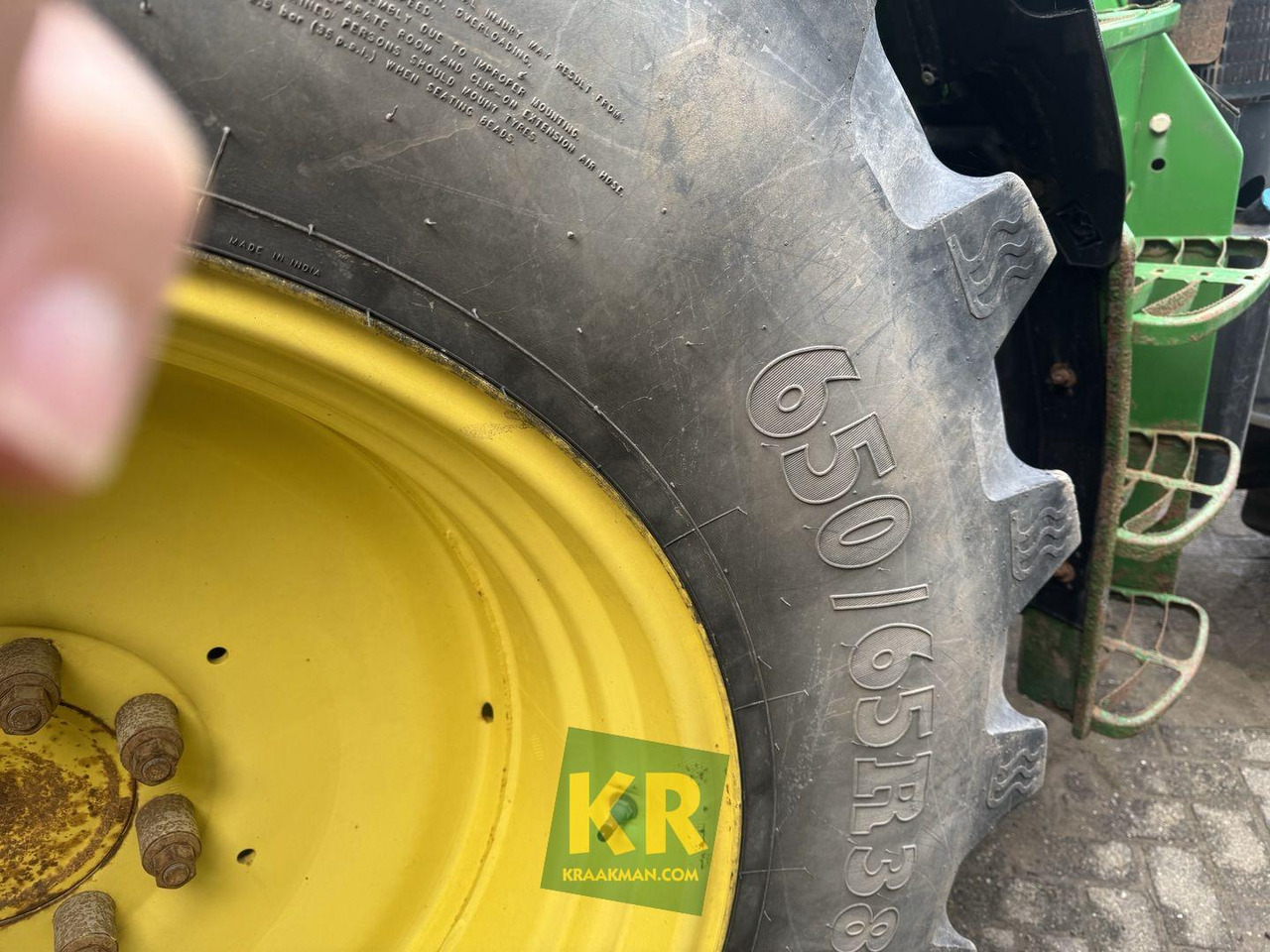 John Deere 6150R - Traktor: gambar 4 John Deere 6150R - Traktor: gambar 4