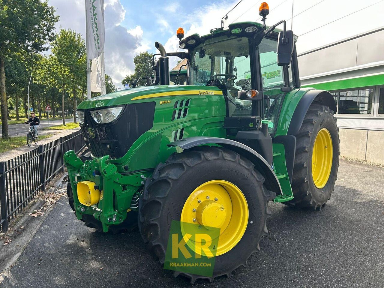 John Deere 6155M - Traktor: gambar 1 John Deere 6155M - Traktor: gambar 1