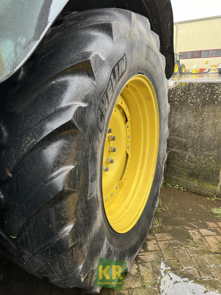 John Deere 6215R  - Traktor: gambar 5 John Deere 6215R  - Traktor: gambar 5