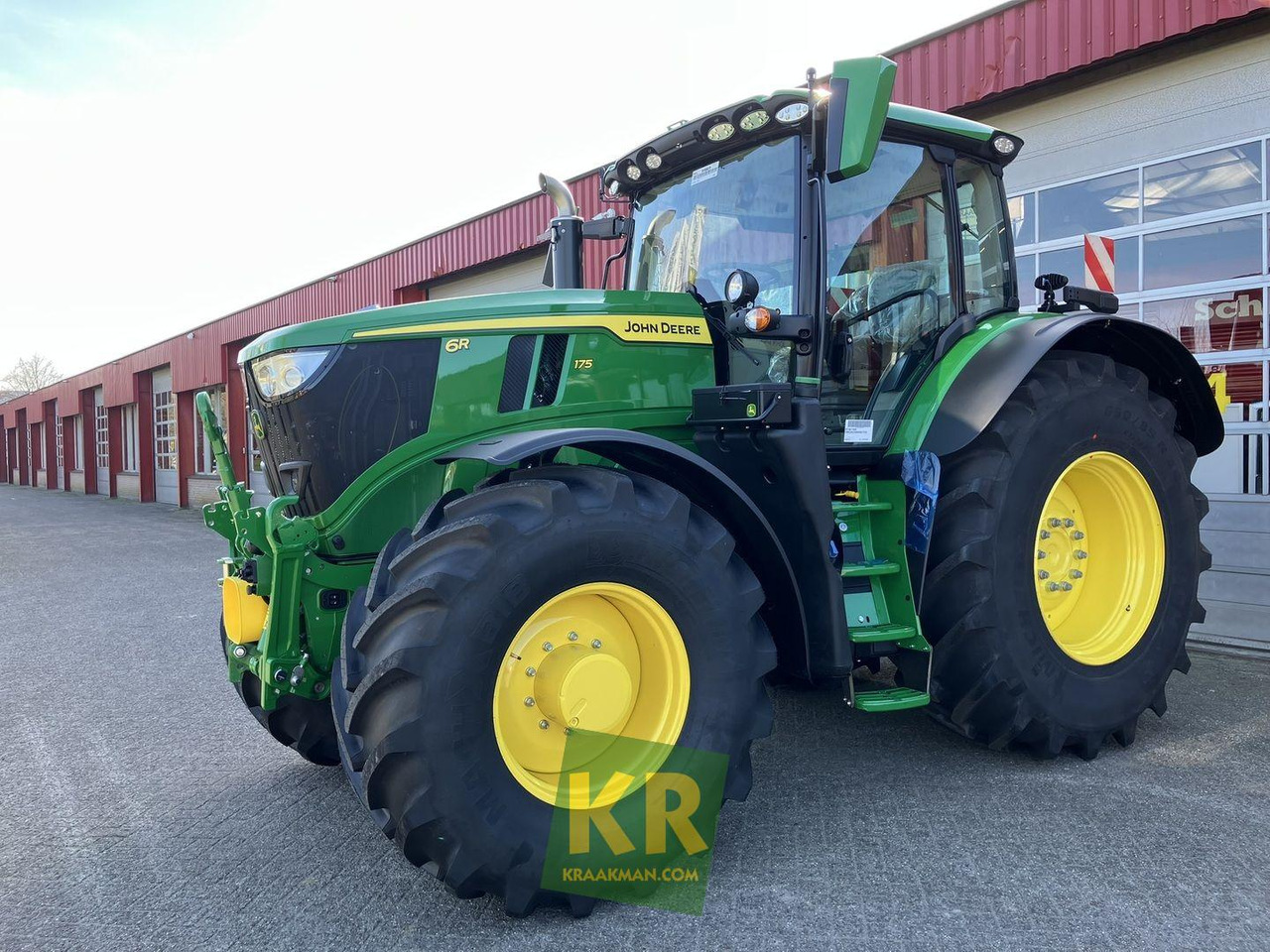 John Deere 6R 175 - Traktor: gambar 1 John Deere 6R 175 - Traktor: gambar 1