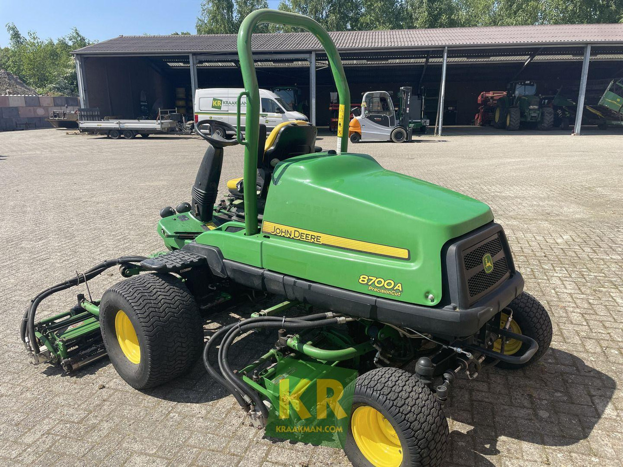 John Deere 8700A - Mesin pemotong rumput: gambar 5 John Deere 8700A - Mesin pemotong rumput: gambar 5