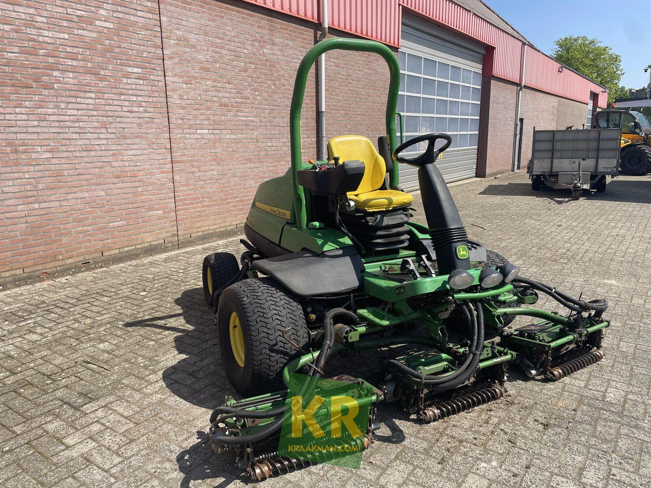 John Deere 8700A - Mesin pemotong rumput: gambar 2 John Deere 8700A - Mesin pemotong rumput: gambar 2