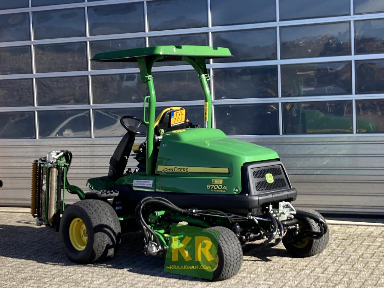 John Deere 8700A PRECISIONCUT - Mesin pemotong rumput: gambar 2 John Deere 8700A PRECISIONCUT - Mesin pemotong rumput: gambar 2