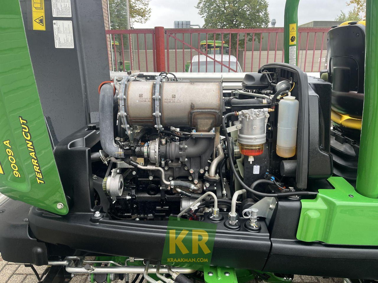John Deere 9009A - Mesin pemotong rumput: gambar 4 John Deere 9009A - Mesin pemotong rumput: gambar 4