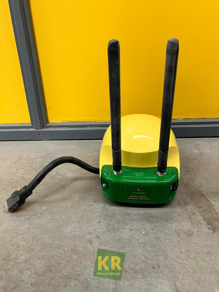 John Deere Starfire 6000 ontvanger - Sistem navigasi untuk Peralatan pertanian: gambar 2 John Deere Starfire 6000 ontvanger - Sistem navigasi untuk Peralatan pertanian: gambar 2