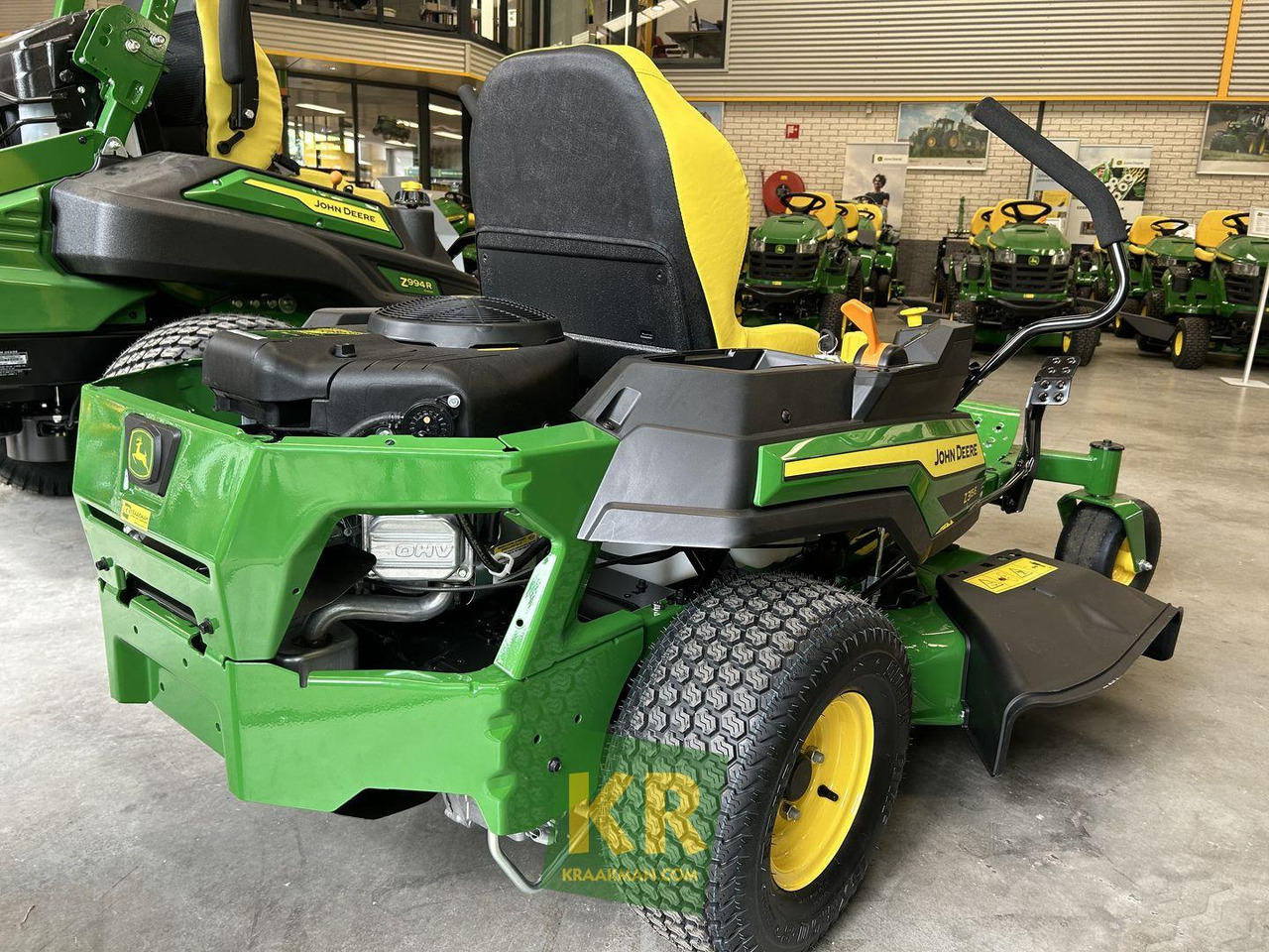 John Deere Z315E Zeroturn maaier - Mesin pemotong rumput: gambar 1 John Deere Z315E Zeroturn maaier - Mesin pemotong rumput: gambar 1