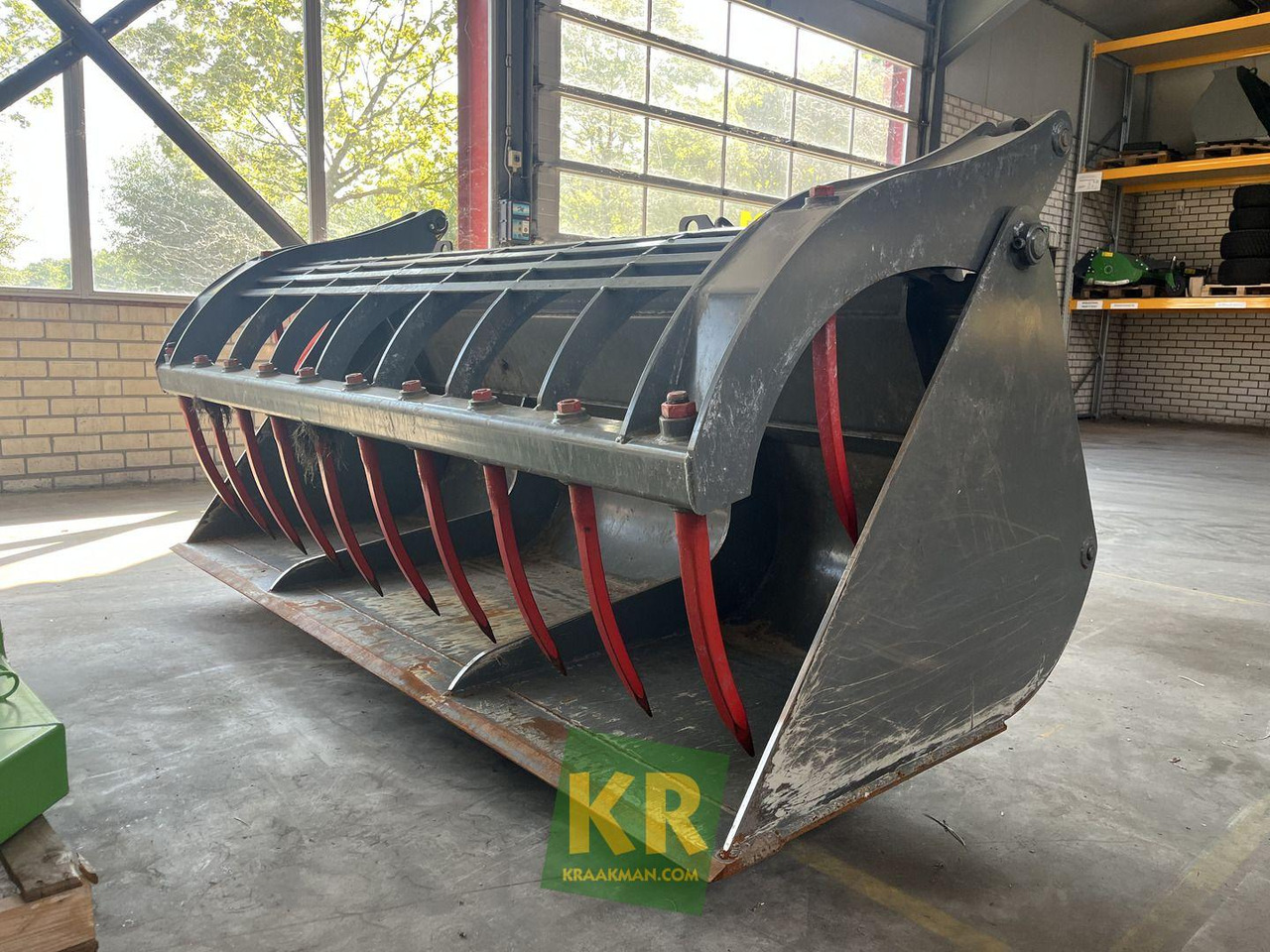 Kramer Voorzetstukken - Ember loader: gambar 1 Kramer Voorzetstukken - Ember loader: gambar 1
