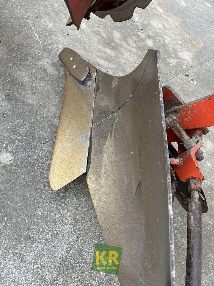 Kuhn VARI MASTER 121 - Bajak: gambar 3 Kuhn VARI MASTER 121 - Bajak: gambar 3