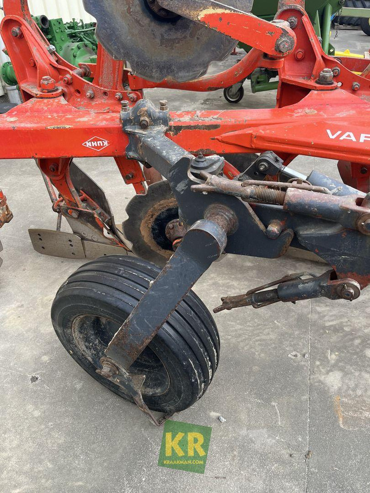 Kuhn VARI MASTER 121 - Bajak: gambar 5 Kuhn VARI MASTER 121 - Bajak: gambar 5