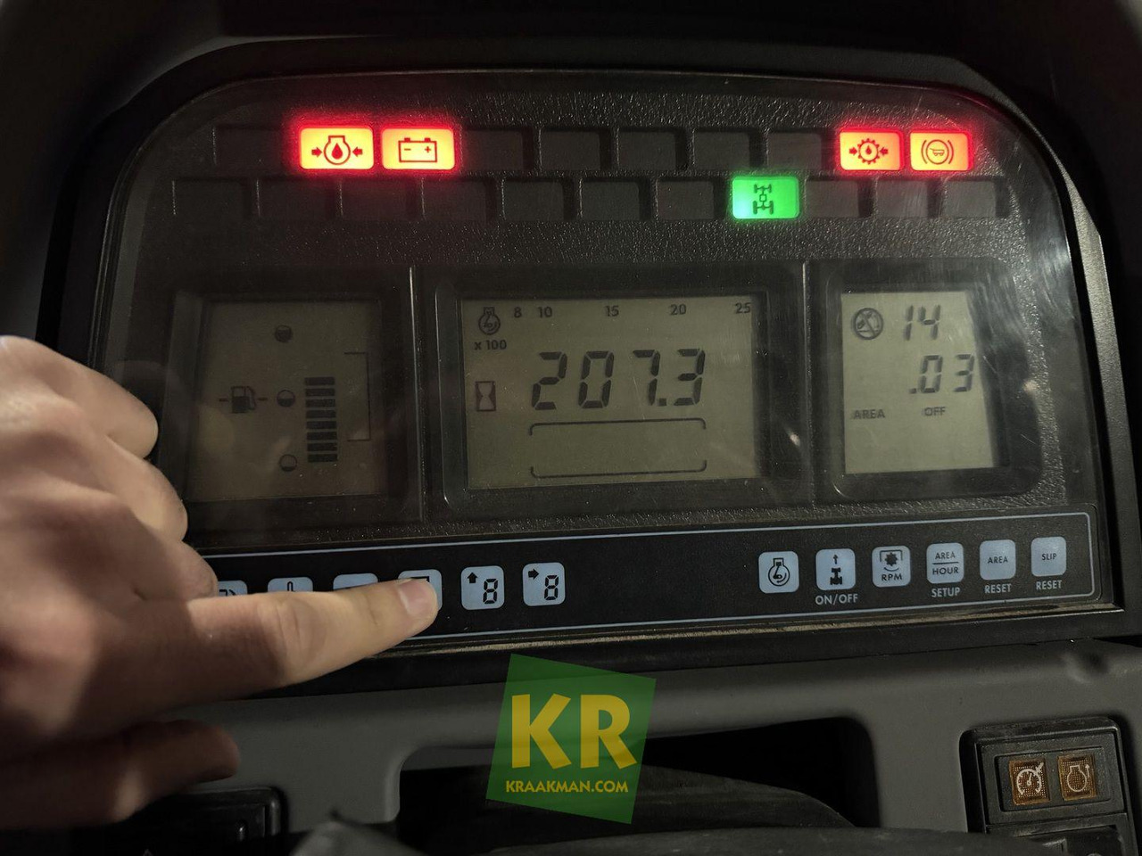 Traktor New Holland TM190: gambar 6 Traktor New Holland TM190: gambar 6