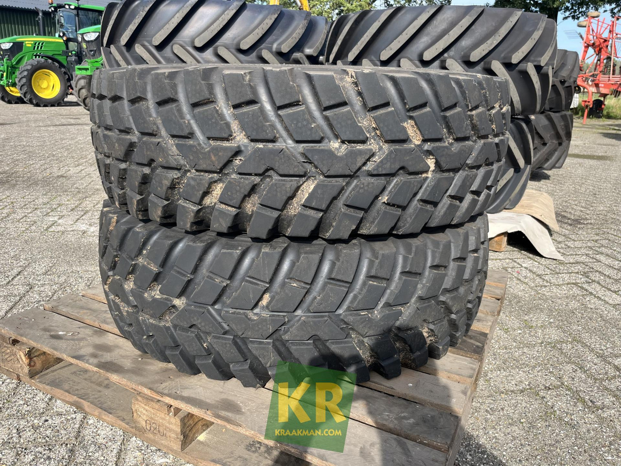Nokian 360/80R24 Tri 2 Onbekend merk - Ban untuk Peralatan pertanian: gambar 1 Nokian 360/80R24 Tri 2 Onbekend merk - Ban untuk Peralatan pertanian: gambar 1