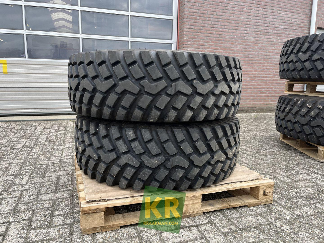 Overige banden Overige - Ban untuk Peralatan pertanian: gambar 1 Overige banden Overige - Ban untuk Peralatan pertanian: gambar 1